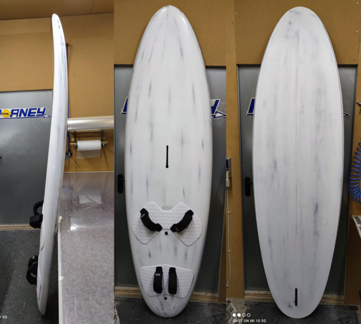 FreeMove Crossover Single Fin 118, Länge: 240 cm, Breite: 70 cm, Volumen: 118 l, Gewicht: 6,6 kg