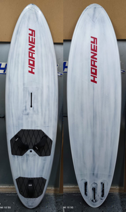 FreeMove Crossover 112 Single/Twin,
Länge: 238 cm,
Breite: 65 cm,
Volumen: 112 l,
Gewicht: 6185 g FreeMove Crossover 112 Single/Twin, Länge: 238 cm, Breite: 65 cm, Volumen: 112 l, Gewicht: 6185 g
